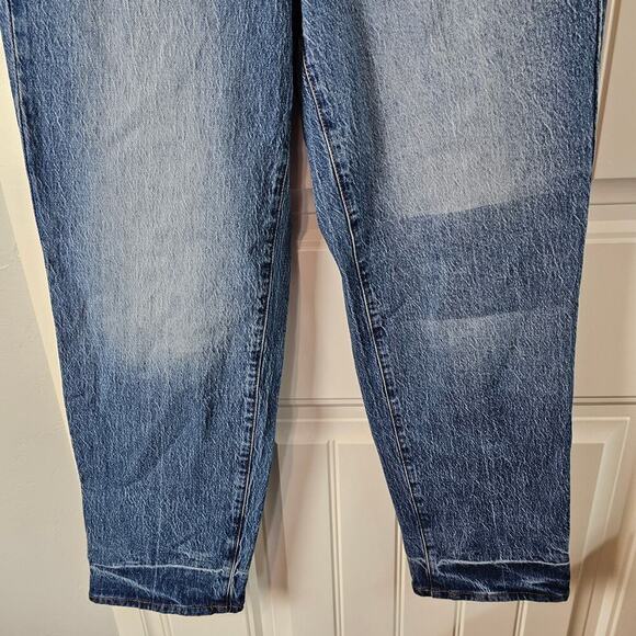 Universal Thread Vintage Straight Jeans Womens Size 2R Medium Wash Denim Retro - Picture 4 of 11